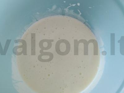 Svogūnų vafliai Žingsnis 1