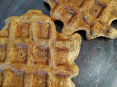Svogūnų vafliai pagrindine nuotrauka