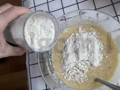 Bananiniai keksiukai su traškia plutele Žingsnis 4