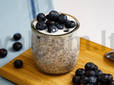 Chia pudingas su jogurtu pagrindine nuotrauka