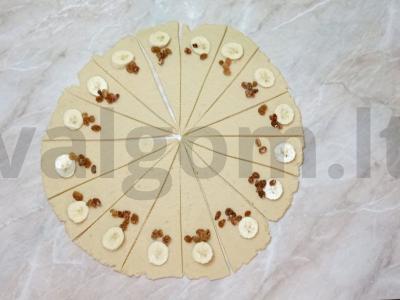 Aromatingi sausainiai su bananais Žingsnis 2