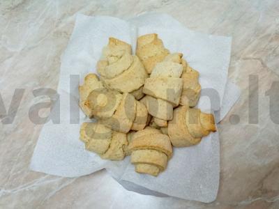 Aromatingi sausainiai su bananais pagrindine nuotrauka