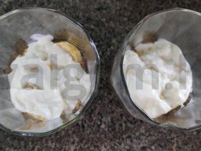 Bananų desertas be kepimo Žingsnis 2