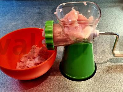 Vištienos suktinukas su kiaušiniu Žingsnis 1