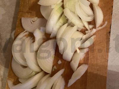 Kiauliena, kepta su bulvėmis ir pievagrybiais po sūrio plutele Žingsnis 4