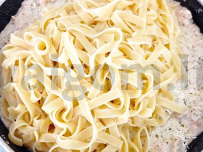 Tagliatelle su vištiena grietinėlės padaže Žingsnis 7