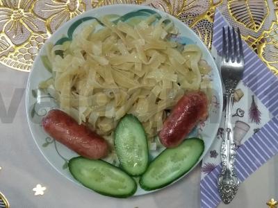 Makaronai su dešrelėmis pagrindine nuotrauka
