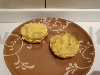 Švelnus menkės suflė pagrindine nuotrauka