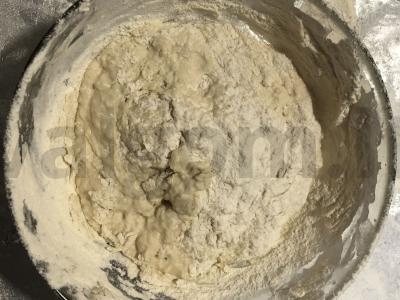 Daržovių pica su marinuotais agurkais Žingsnis 1