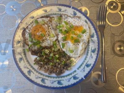 Angliški pusryčiai su kiaušiniene ir grybais Žingsnis 8