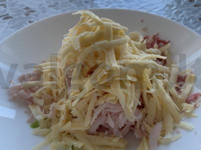 Įdaryti grybai Sočio stiliumi Žingsnis 1