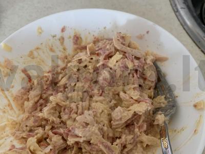 Įdaryti grybai Sočio stiliumi Žingsnis 2