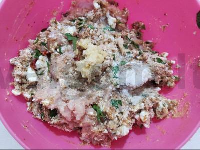 Kalakutienos terina su saulėje džiovintais pomidorais Žingsnis 3