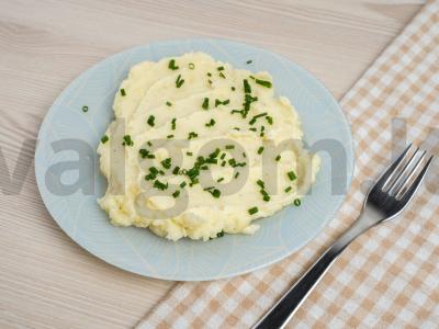 Bulvių košė su sviestu ir pienu daugiafunkcinėje keptuvėje Žingsnis 6