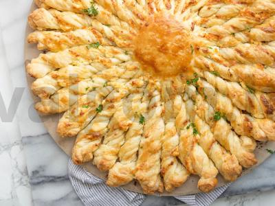 Pyragas "Sunny" su sūriu pagrindine nuotrauka