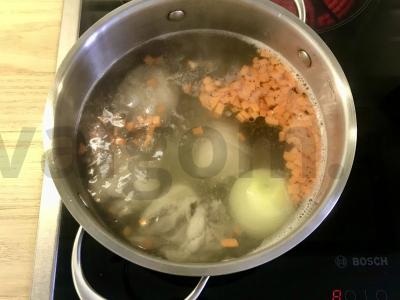 Kūdikių vištienos sriuba Žingsnis 2