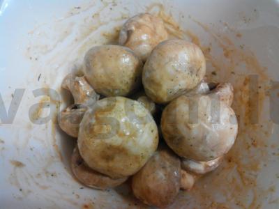 Kepti grybai su prieskoniais Žingsnis 2