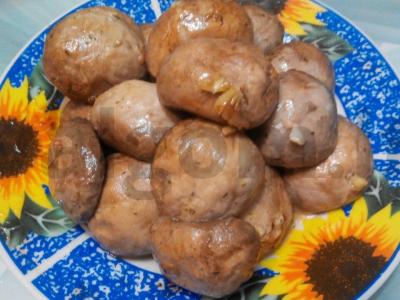 Kepti grybai su prieskoniais Žingsnis 3