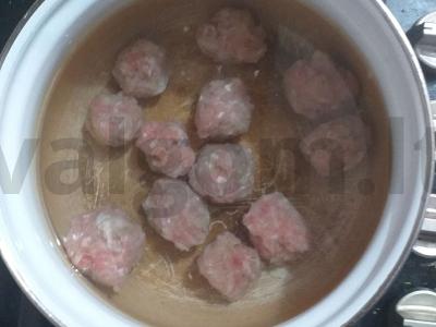 Lengva sriuba su mėsos kukuliais ir ryžiais Žingsnis 2