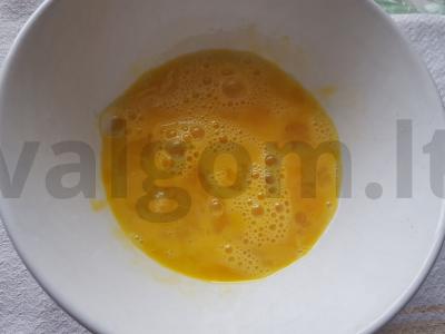 Avižinių dribsnių blynas su bananais ir riešutais Žingsnis 1
