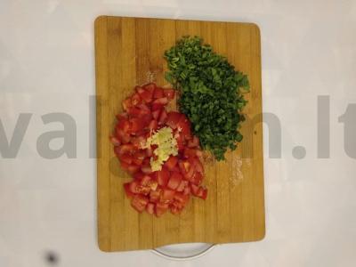 Troškintos cukinijos su pomidorais multicooker keptuvėje Žingsnis 1