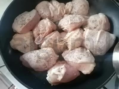 Naminės vištienos šlaunelės su ryžiais Žingsnis 2