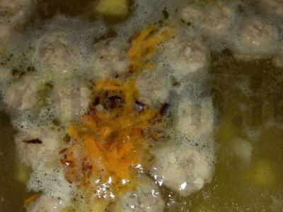 Sriuba su mėsos kukuliais Žingsnis 6