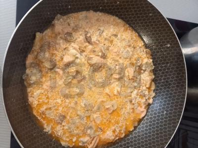 Makaronai su lašiša ir grybais Žingsnis 4