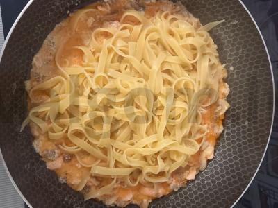 Makaronai su lašiša ir grybais Žingsnis 6