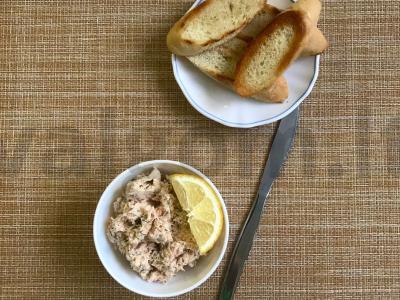 Upėtakių rietenos pagrindine nuotrauka