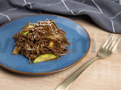 Soba su cukinijomis pagrindine nuotrauka