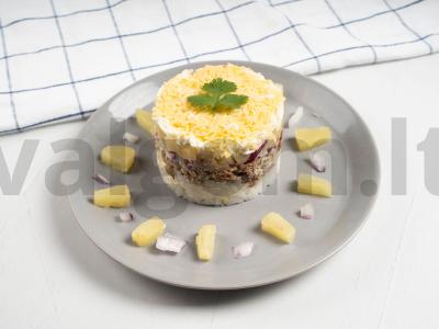 Salotos su sardinėmis ir ananasais pagrindine nuotrauka