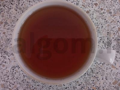 Vitaminuota arbata su kalakutiena pagrindine nuotrauka
