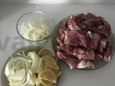 Marinatas kebabams Žingsnis 1