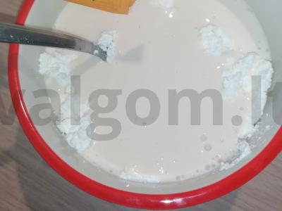 Varškės ir mėlynių PP desertas su aštriu cinamonu Žingsnis 3