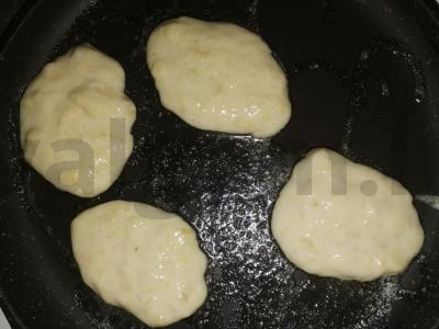 Bananiniai pusryčių blyneliai Žingsnis 9