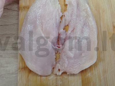 Naminės Cezario salotos su skrebučiais Žingsnis 2