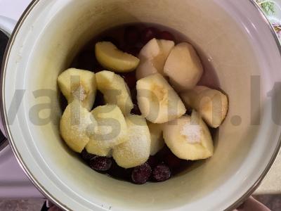 Vyšnių kompotas su obuoliais Žingsnis 2
