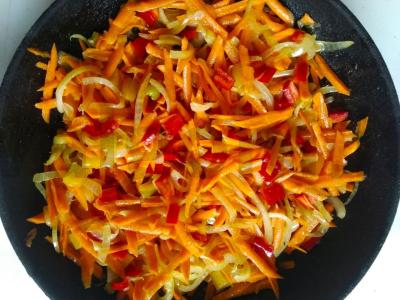 Ratatouille su baklažanais ir cukinijomis Žingsnis 1