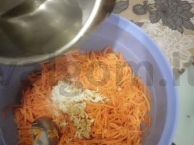 Aromatingos korėjietiškos morkos Žingsnis 9