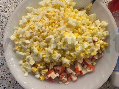 Krabų tartaletės salotos. Žingsnis 5