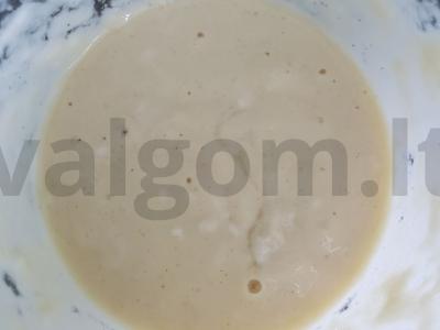 Vanilinis keksiukas mikrobangų krosnelėje. Žingsnis 3