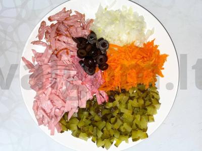 Aromatinga mišrainė su mėsa Žingsnis 2