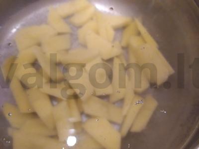 Sriuba su kalakutienos kukuliais Žingsnis 1