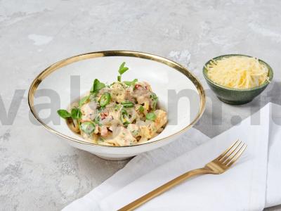 Kiaušinių makaronai su kukurūzais pagrindine nuotrauka