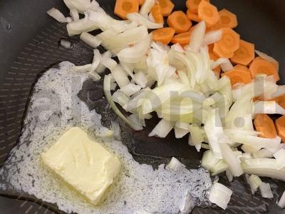 Kreminė sriuba su brokoliais ir šparaginėmis pupelėmis Žingsnis 1