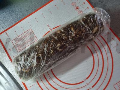 Šokoladinė dešra su virintu sutirštintu pienu Žingsnis 5