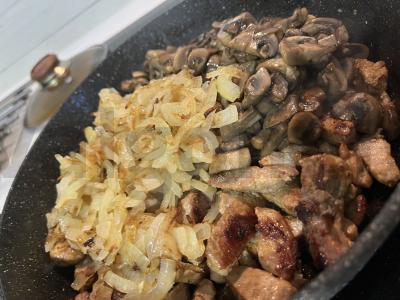 Kiaulienos nugarinės jautienos stroganoff Žingsnis 5