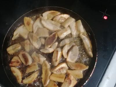 Pica su pievagrybiais ir dešra Žingsnis 1