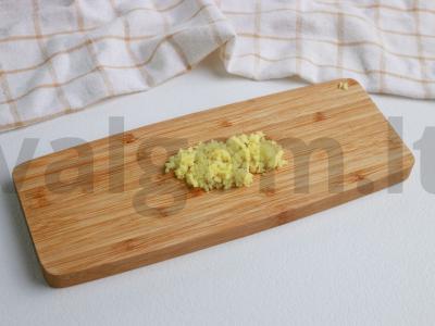 Lengvas ešerių filė receptas su sezamo sėklomis ir imbieru Žingsnis 1